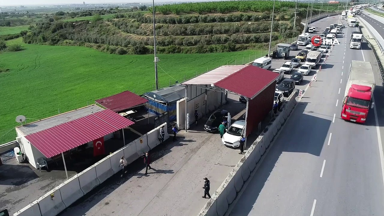 Otoyolda binlerce araç ve vatandaş korona virüs denetimine girdi
