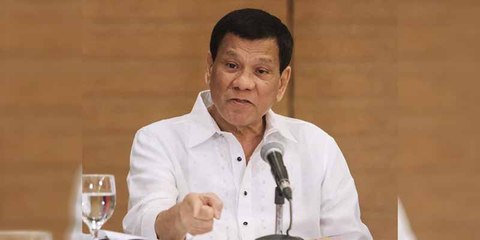 Duterte ordena disparar contra quienes violen la cuarentena en Filipinas: "A cambio de causar problemas, te enviaré a la tumba"