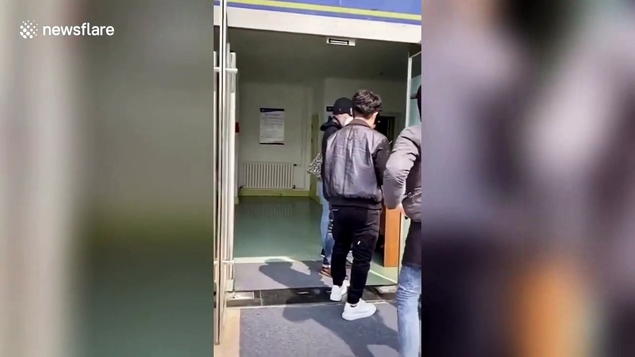 Three men apologise after aggressively jumping queue to have coronavirus tests in China