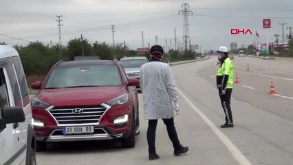 ADANA Kozan'da sürücü ve yolcuların ateş ölçümü yapıldı