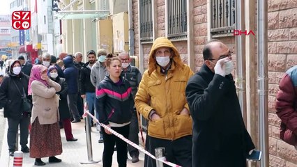 Uyarılara rağmen sosyal mesafe kurallarına uymadılar