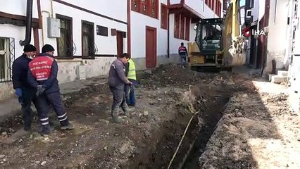 İş Makinesi Doğalgaz Borusunu Kesti