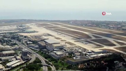 Korona virüsü sonrası İstanbul Havalimanı uçaklarla doldu