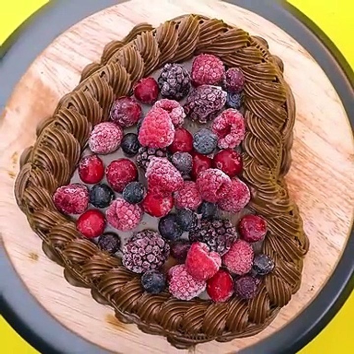 15 Amazingly Simple Cake Decorating Ideas!! - Yummy Cake Recipes