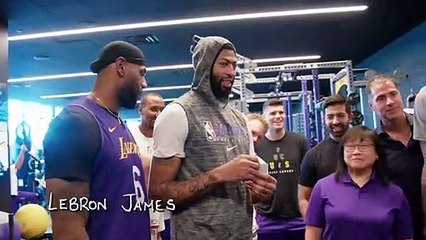 LeBron James et Anthony Davis piégés par un magicien