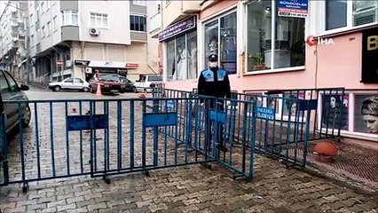 Pazar yerine giriş çıkışlar kapatıldı