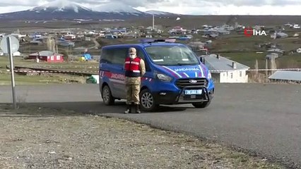 Kars’ta karantinaya alınan köye giriş çıkış yasak