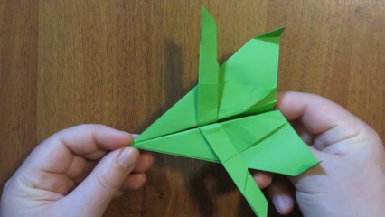 How To Make An Origami Airplane. Flying Paper Plane
