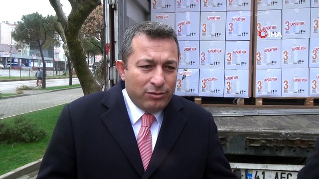 Lapseki’de 2 bin aileye yardım kolisi dağıtıldı