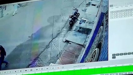 दुबई में युवक से चैंटिंग के बाद फेसबुक पर 'द स्टार्ट आफ ए न्यू जर्नी' लिखकर गायब हो गई युवती