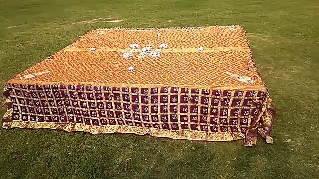 Ajmer Dargah News : रंगून में बहादूर शाह जफर के मजार पर पेश होगी बंधेज की चादर...वीडियो में देखें चादर