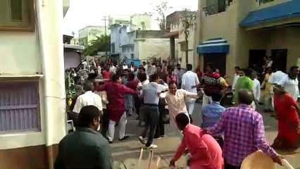 ब्यावर में चुनाव के बाद चले जमकर लात-घूंसे:  vedio