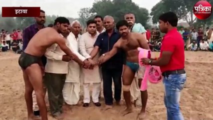 रणवीर सिंह यादव की स्मृति में आयोजित हुआ दंगल