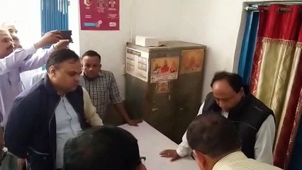 लक्ष्मण सिंह बोले कमलनाथ मजबूर नहीं मजबूत मुख्यमंत्री बनो