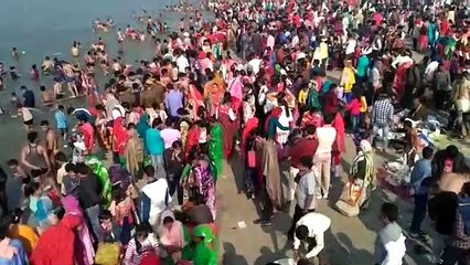 Kartik Purnima: इस बार कार्तिक पूर्णिमा पर टूटा रिकॉर्ड, इतने लाख श्रद्धालु पहुंचे गंगा स्‍नान के लिए- दे