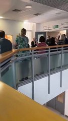 Yoğun bakımdan çıkan İngiltere Başbakanı Johnson ilk kez görüntülendi