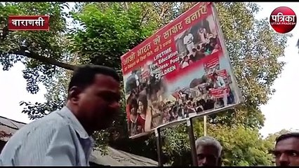 मिलिए आदित्य कुमार से जो गरीब बच्चों को शिक्षा देने कि लिए 27 साल से गांव-गांव घूम रहे हैं