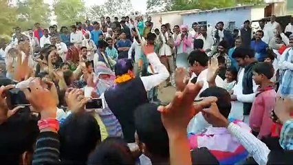 Powai MLA membership restored, Supporters celebrate in panna