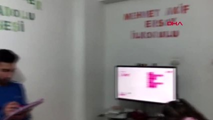 BARTIN Evin bir odasında 3 okul oluşturdular