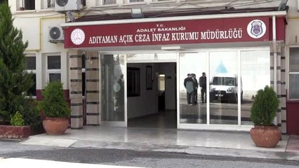 Mahkumlardan Kovid-19'la mücadeleye "tulum ve önlük" desteği