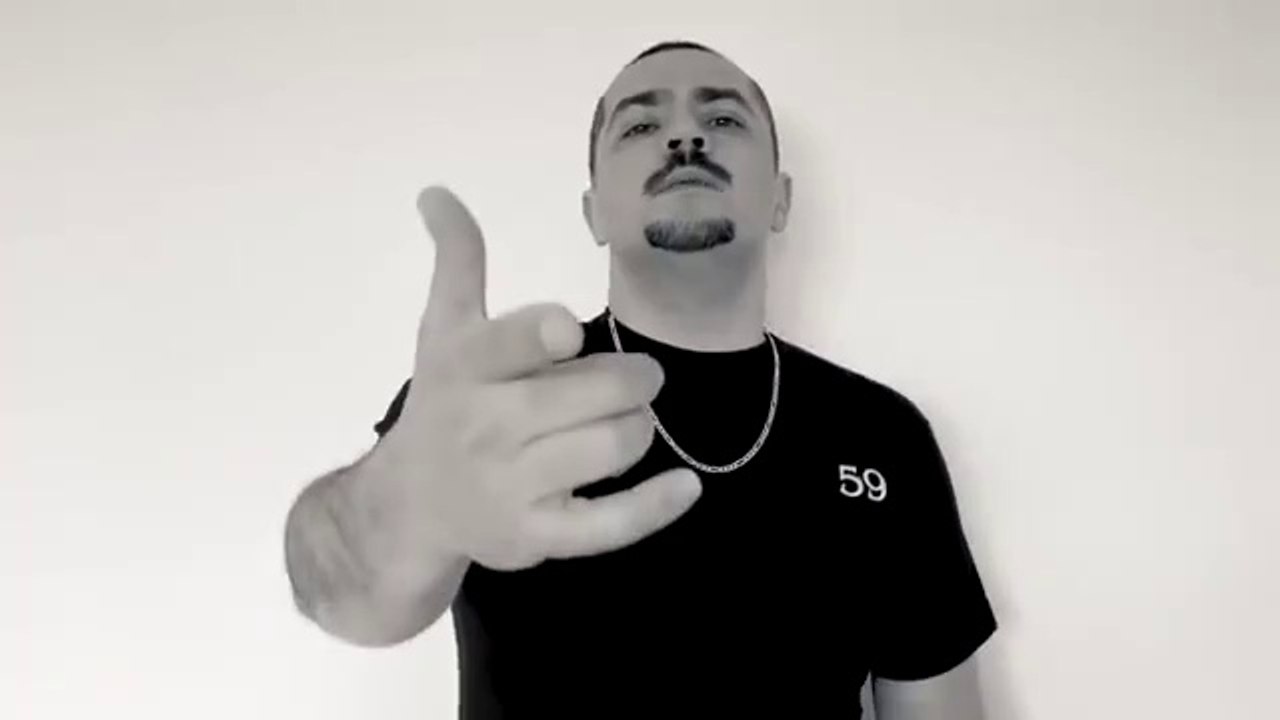 Mustafa Sandal & Melis Fis & Defkhan - Yanında