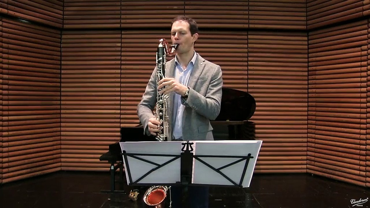 Vincent Penot plays:Macunaina (A valsa sem carater)  by Francisco Mignone