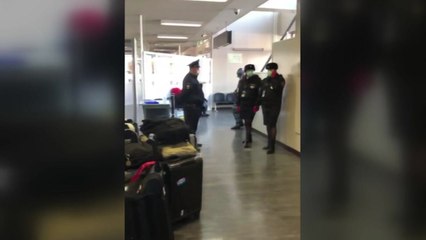 러시아 유학생 등 70명, 하바롭스크 공항에 발 묶여 / YTN