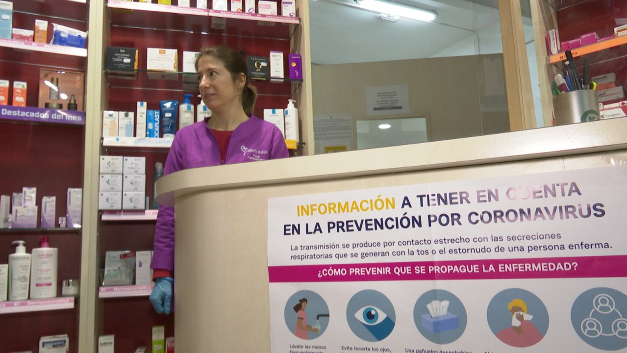 Farmacias de València esperan conocer detalles del servicio a domicilio