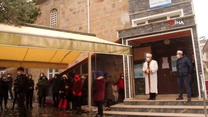 Hollanda'da hayatını kaybeden aile Giresun'da toprağa verildi