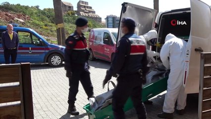 İran uyruklu kadın sitenin bahçesinde ölü bulundu