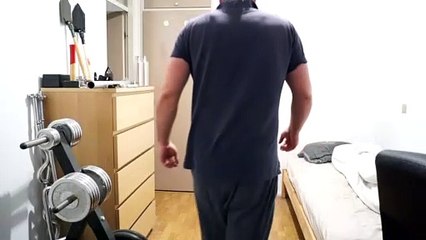 11KG natural stone grip lifts and a front raise hold with right