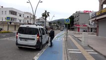 MUĞLA Marmaris'te sokakta spor yapmak, bisiklet sürmek ve iki kişi yürümek yasaklandı