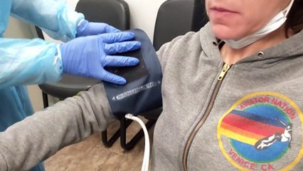 Pacientes que superaron el coronavirus donan su plasma para salvar vidas