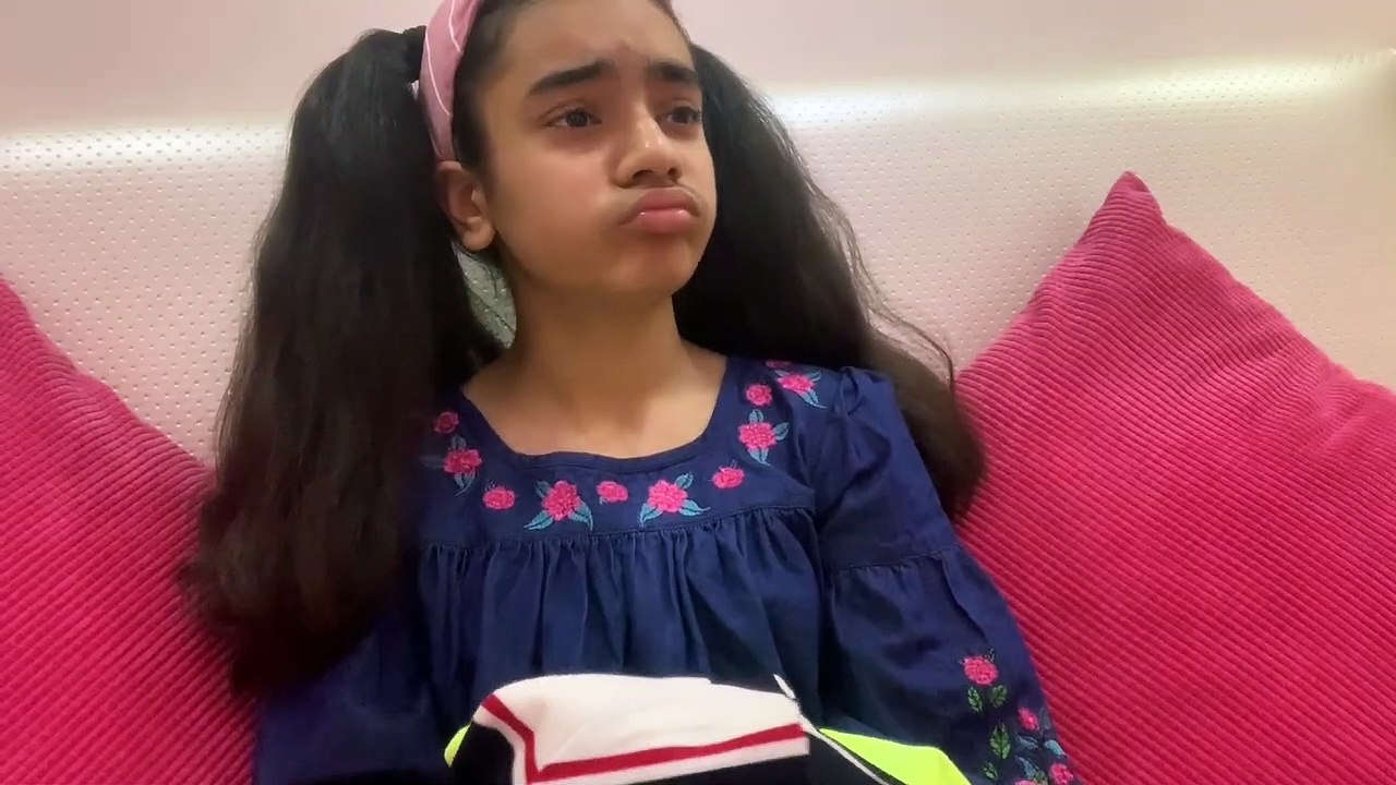 Choti Behen Vs. Badi Behen || Forever Young With Syna