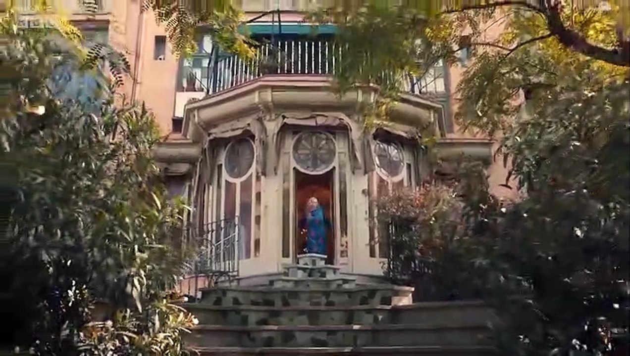 Yayın tarihi 2 hafta öne çekilen "Killing Eve"in 3. sezonundan bir tanıtım daha