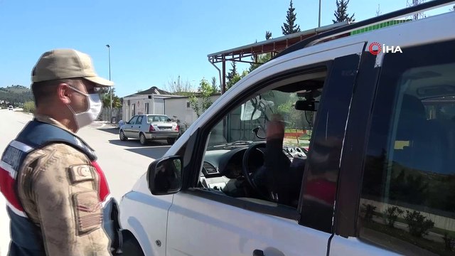 Hatay’da şehrin giriş ve çıkışları sıkı şekilde denetleniyor