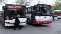 İZMİR Belediye otobüslerinde vatandaşlara maske uyarısı