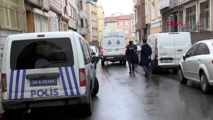 FATİH'TE YAŞLI KADIN DAİREDEKİ YANGINDA HAYATINI KAYBETTİ -2