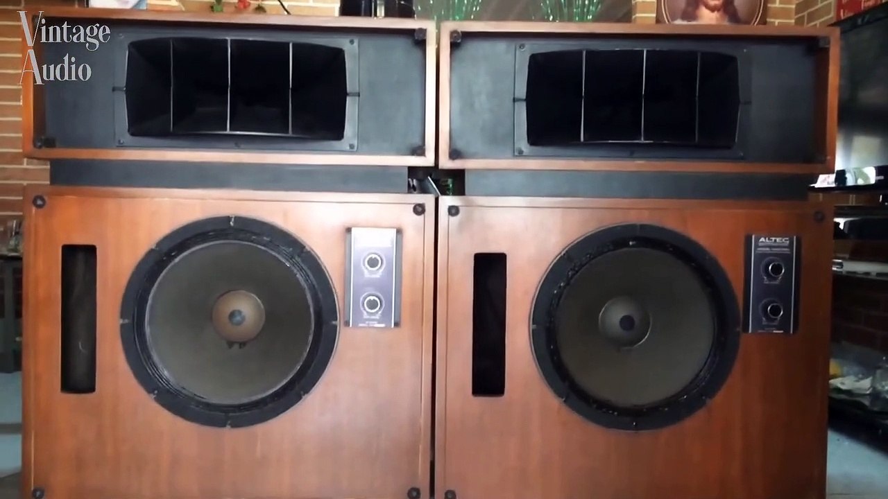 Test Altec Lansing Model 19 Speakers