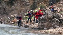 Kayıp Uzman Çavuş  Güneş’i arama çalışmaları sürüyor