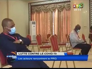 Alpha Condé dit ses quatre vérités aux médecins