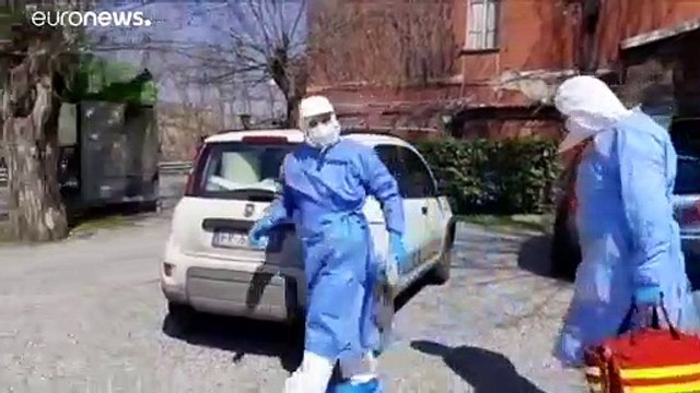 Itália esforça-se por reduzir pacientes nos cuidados intensivos