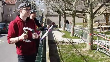 Ils ont chanté pour les personnes âgées confinées