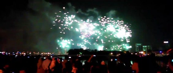 Long & Beautifil  Fireworks In Sharjah UAE Behira Corniche