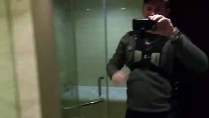 Il n'est vraiment pas bon bricoleur : douche montée à l'envers