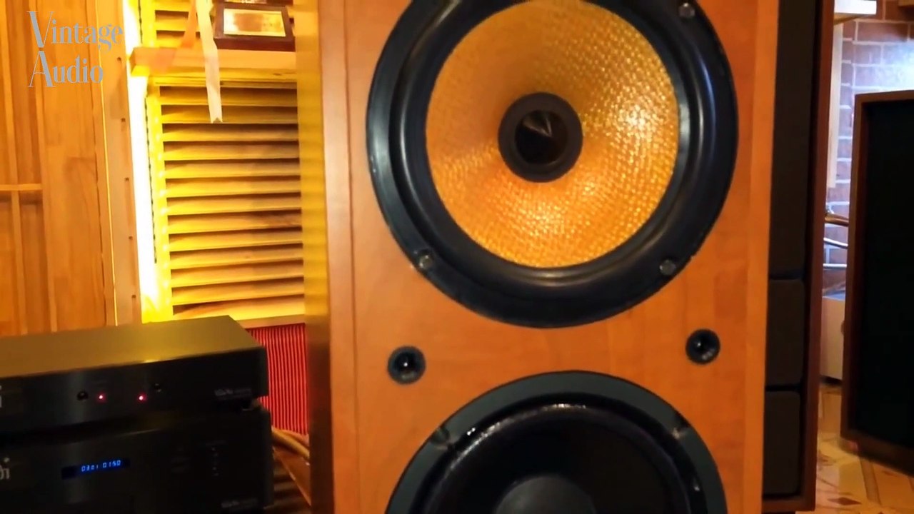 Test Accuphase E305 integrated amplifier + Davis Acoustics speakers