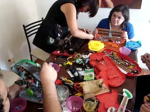 Productora Mutante Circuit Bending