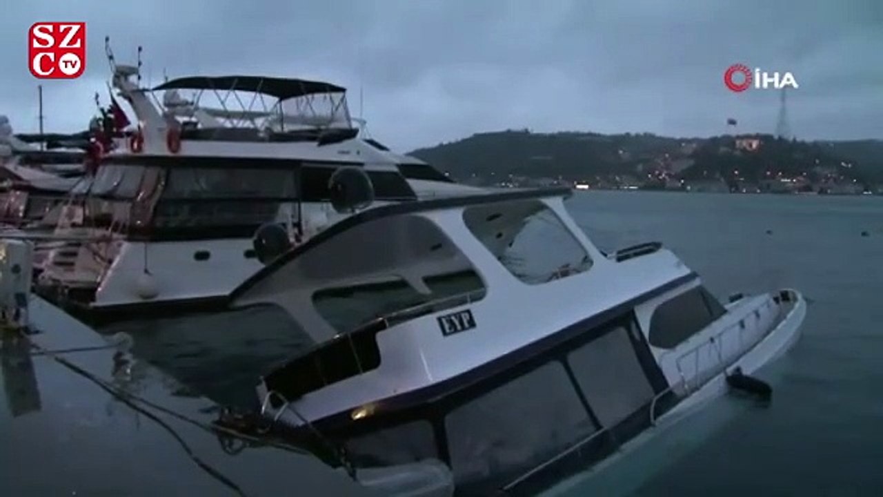 Bebek Sahilinde lüks tekne battı