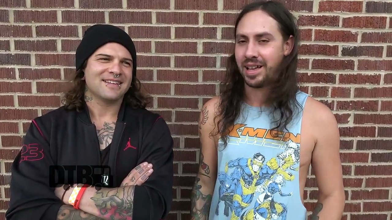 Eyes Set To Kill - TOUR PRANKS Ep. 430