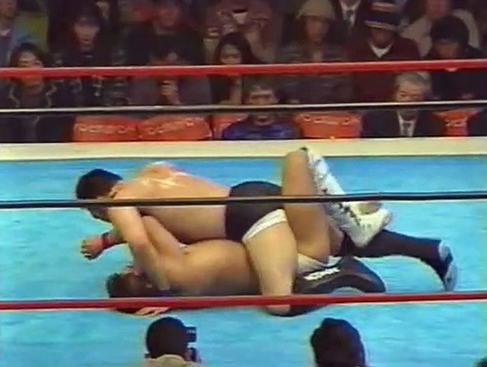 Tsuyoshi Kosaka vs. Yoshihisa Yamamoto (04-04-97)